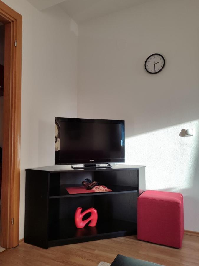 格拉迪什卡Apartman Ana公寓 外观 照片